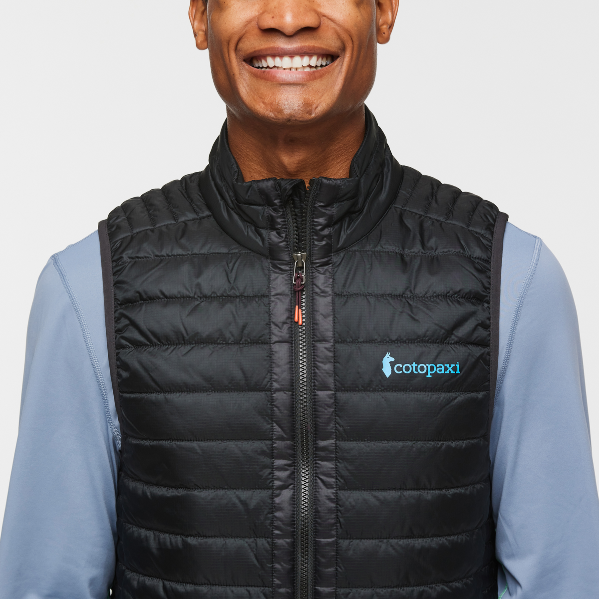 Capa Insulated Vest - Men's - Black - US 6090