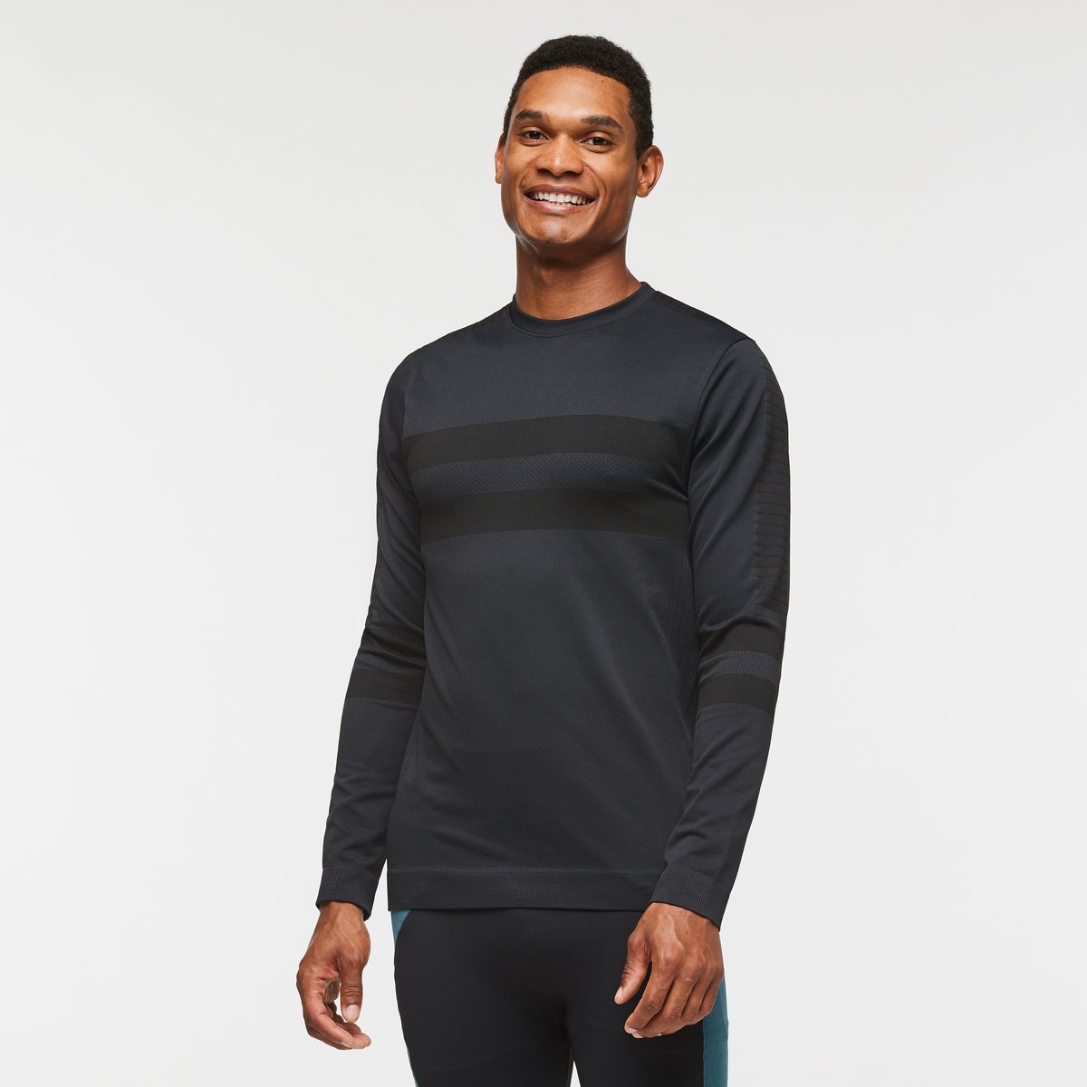 Debajo Seamless Baselayer Crew - Men's - Cotopaxi Black - US 6677
