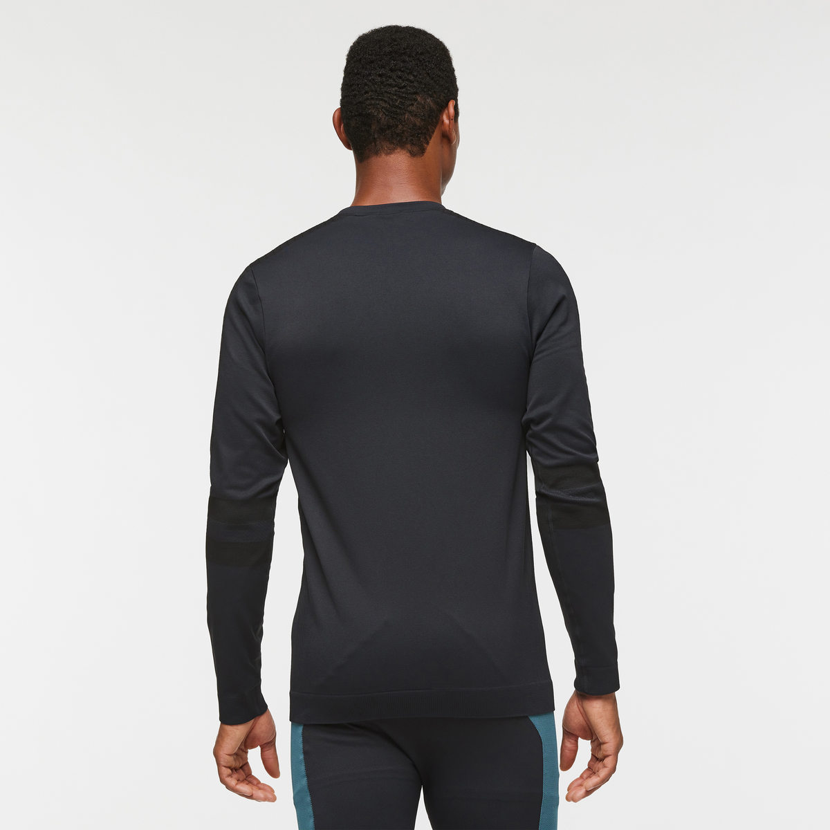 Debajo Seamless Baselayer Crew - Men's - Cotopaxi Black - US 6677