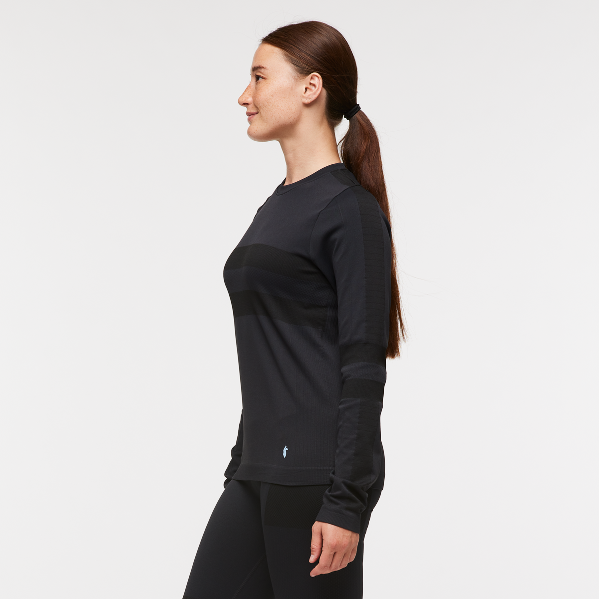 Debajo Seamless Baselayer Crew - Women's - Cotopaxi Black - US 5519