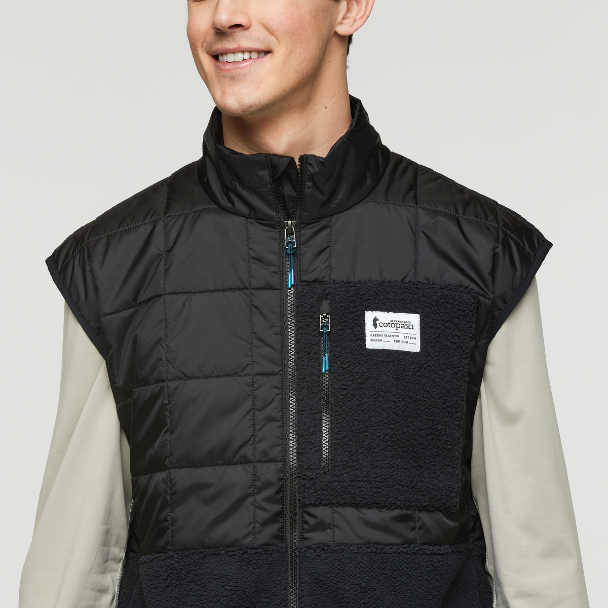 Trico Hybrid Vest - Men's - Cotopaxi Black - US 4244