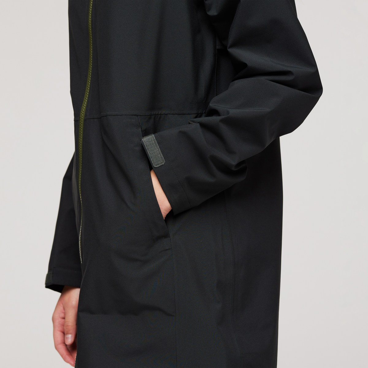 Cielo Rain Trench - Women's - Black - US 6201