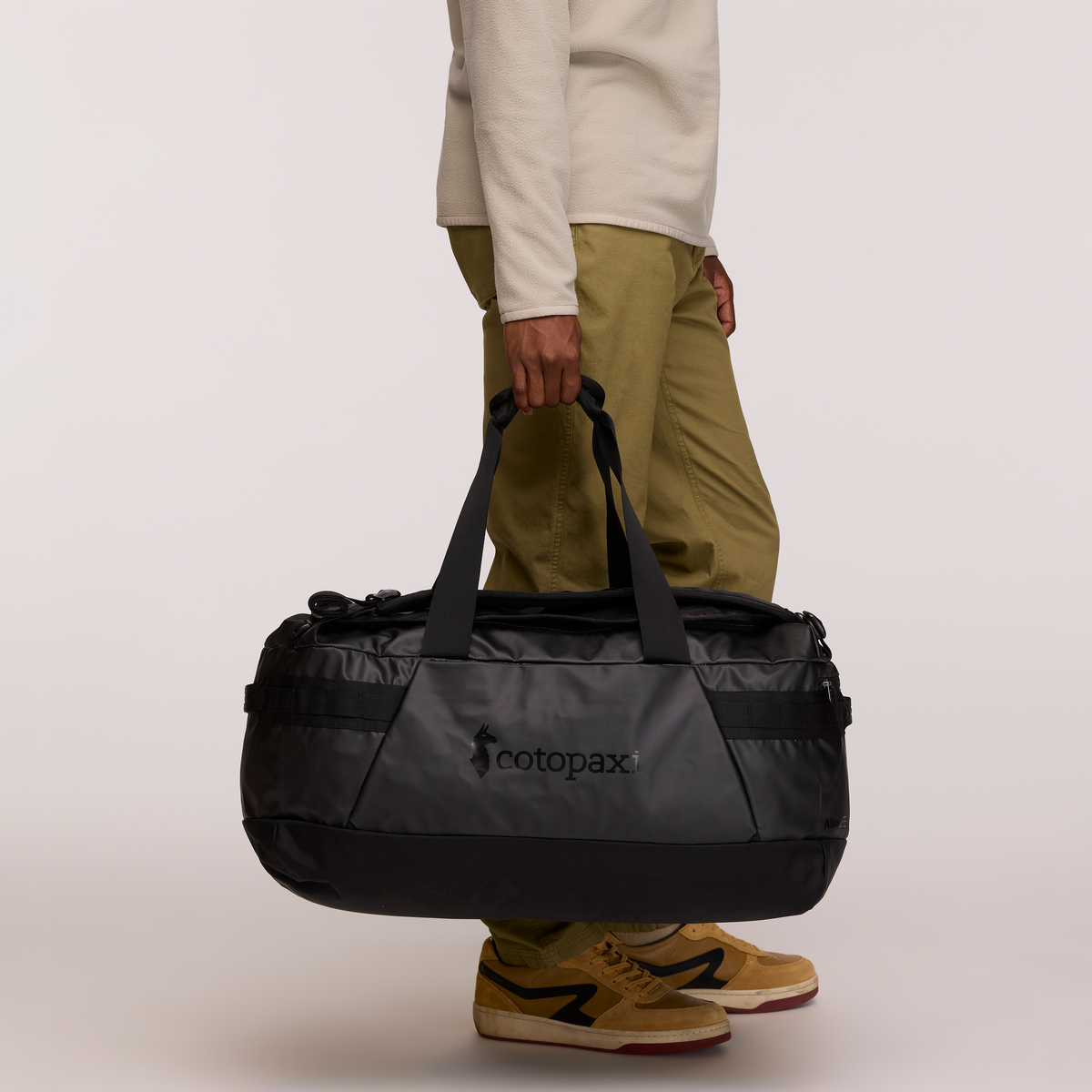 Allpa Getaway 55L Duffel - Cotopaxi Black - US 2877