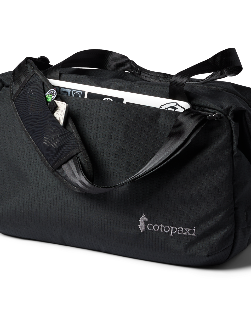 Viaje 35L Travel Duffel - Cotopaxi Black - US 2481
