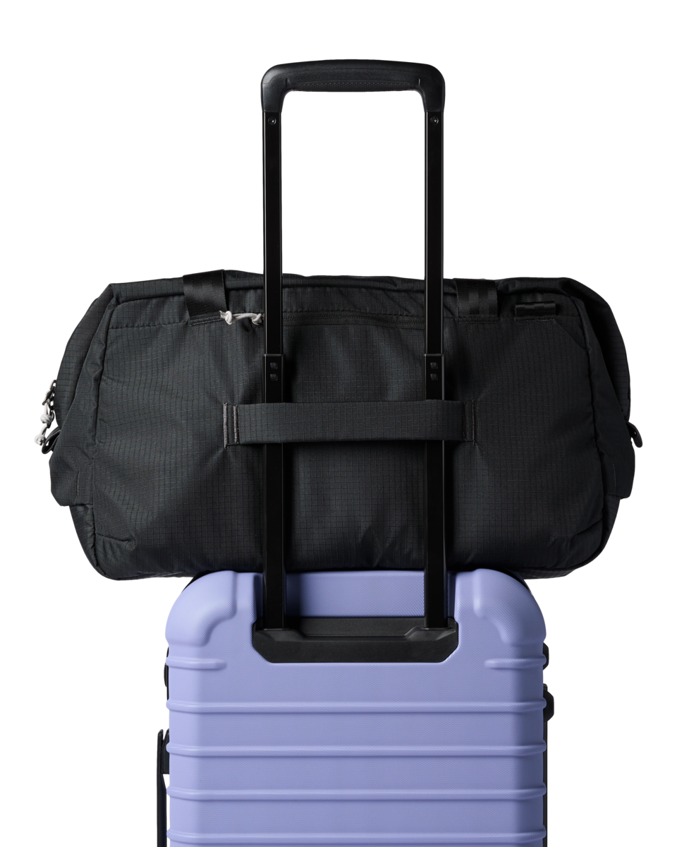 Viaje 45L Travel Duffel - Cotopaxi Black - US 2059