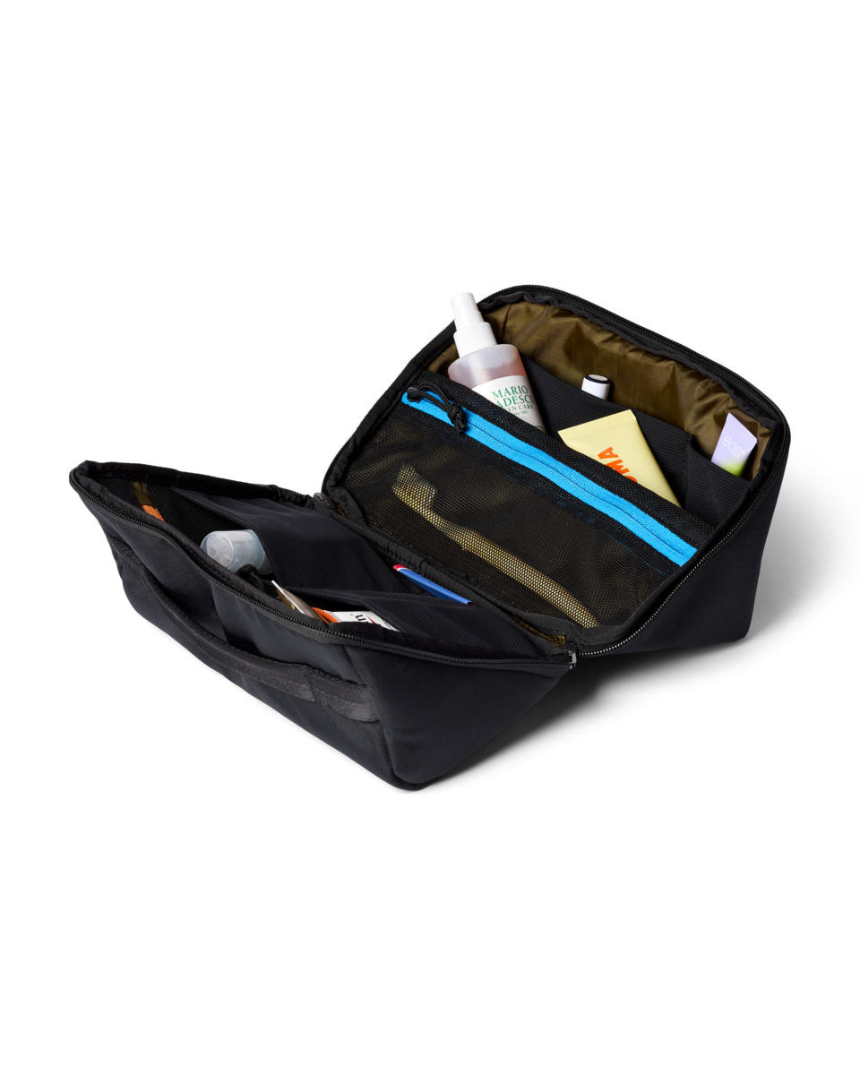 Viaje Toiletry Kit - Cada Día - Cotopaxi Black - US 8655