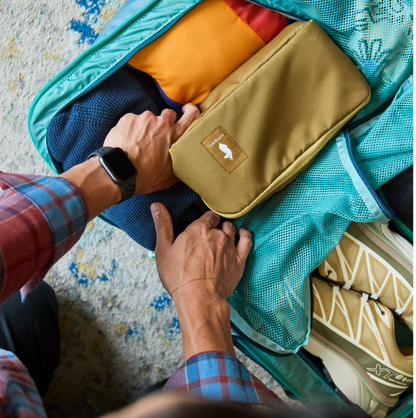 Viaje Toiletry Kit - Cada Día - Bronze - US 4330