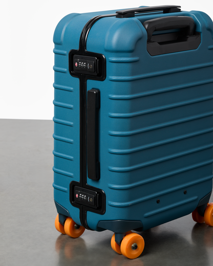 Coraza Suitcase - Carry On - Blue Spruce - US 2339
