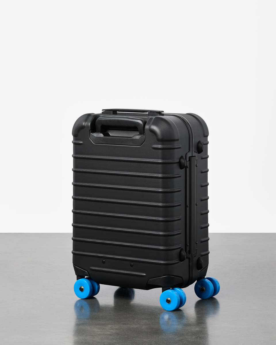 Coraza Suitcase - Carry On - Cotopaxi Black - US 4189