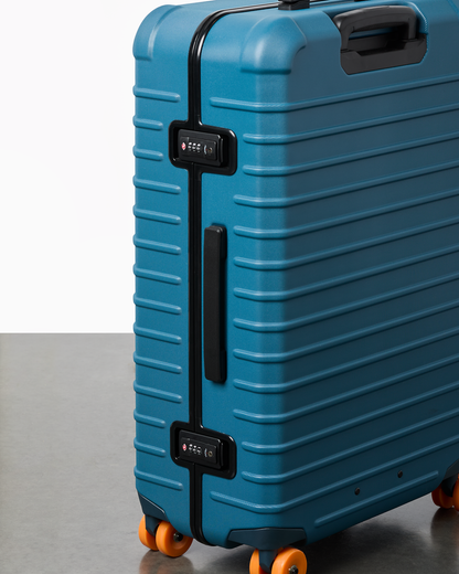 Coraza Suitcase - Medium Checked - Blue Spruce - US 2674