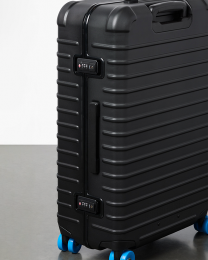 Coraza Suitcase - Medium Checked - Cotopaxi Black - US 9541