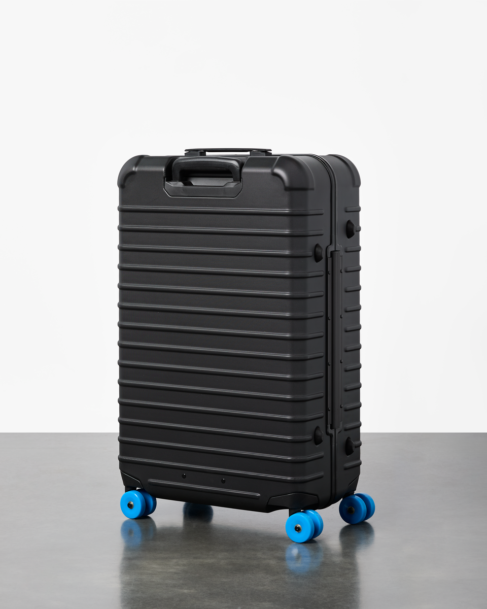 Coraza Suitcase - Medium Checked - Cotopaxi Black - US 9541