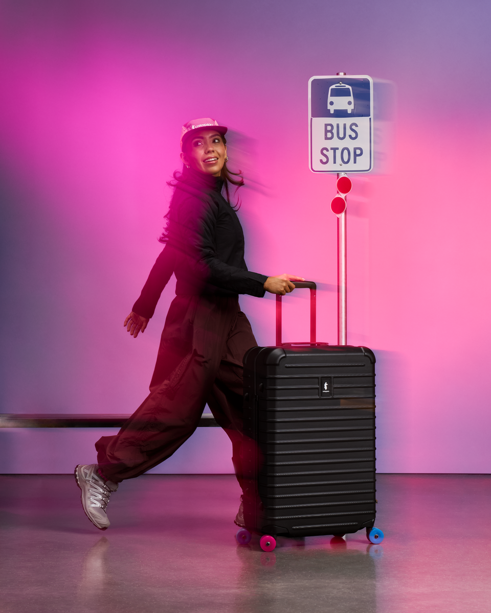 Coraza Suitcase - Medium Checked - Cotopaxi Black - US 9541